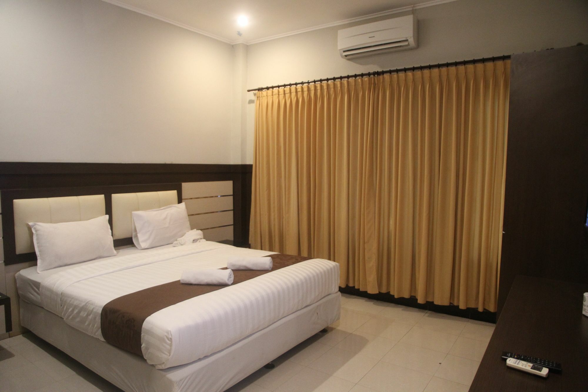 Puri Senggigi Hotel Mangsit Zewnętrze zdjęcie